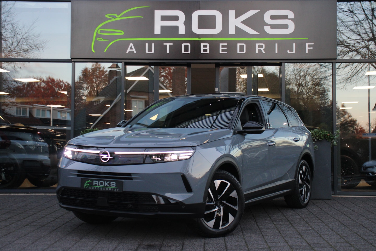 Opel Grandland - 1.2 Turbo Hybrid GS Navi/360Camera/Keyless/Focal/Head-up/Sfeerverlichting/Panoramadak/H-le - AutoWereld.nl