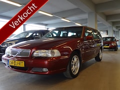 Volvo V70 - 2.4 Europa | Ruimtewonder | Achterbankverwarming