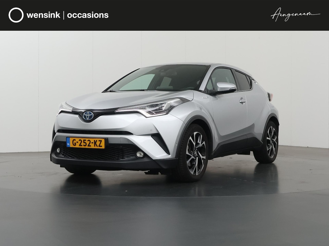 Toyota C-HR - 1.8 Hybrid Style Ultimate | Trekhaak | Parkeercamera | Stoelverwarming | Navigatie | Clima - AutoWereld.nl