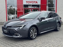 Toyota Corolla Touring Sports - HYBRID 140 DYNAMIC NIEUW & DIRECT LEVERBAAR STOELVERW 17'' LM-VELGEN PARK-SENSOREN PRIVACY