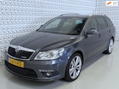 Skoda Octavia Combi - 2.0 TFSI RS / BALANS AS DEFECT (2011)