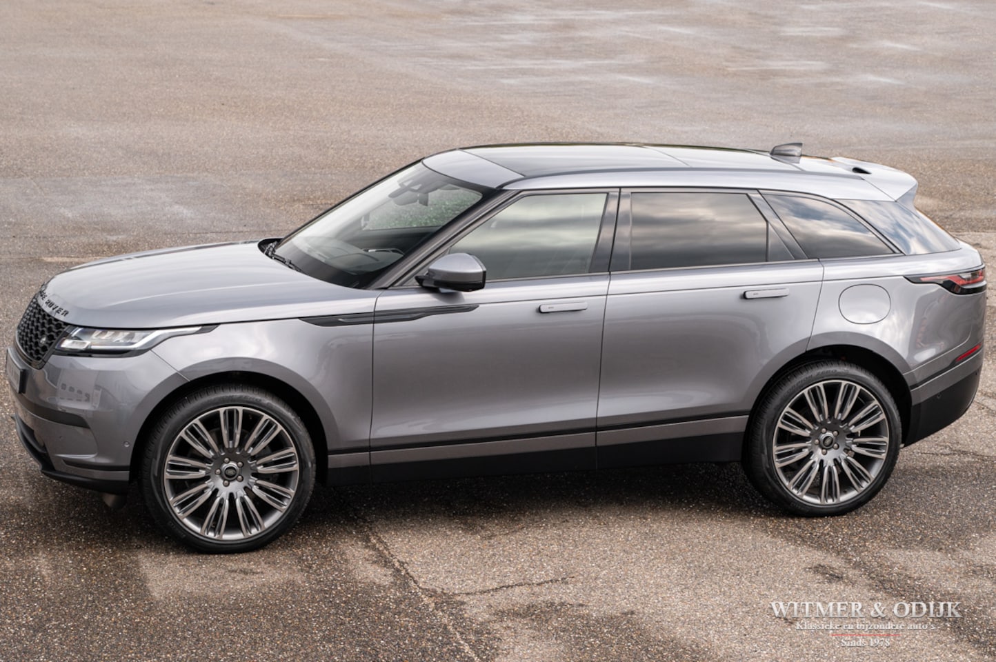 Land Rover Range Rover Velar - 2.0 P400e panorama dak, 22 inch velgen - AutoWereld.nl