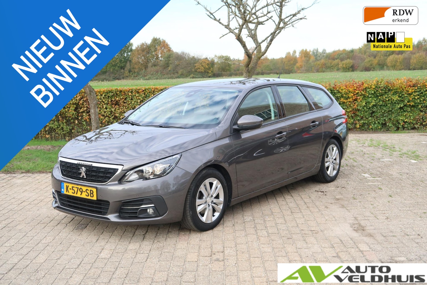 Peugeot 308 SW - 1.2 PureTech Blue Lease Active CARPLAY- PERFECT ONDERHOUDEN - 1E EIGENAAR - AutoWereld.nl