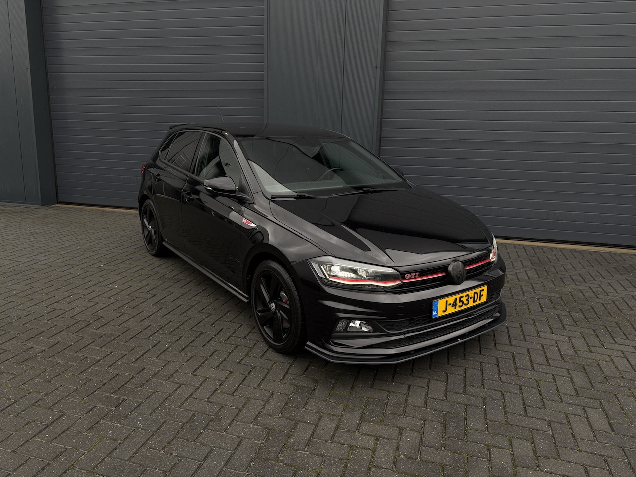 Volkswagen Polo - 2.0 TSI GTI DSG / LED / PDC / CARPLAY / CLIMA - AutoWereld.nl