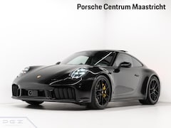 Porsche 911 - Carrera 4 GTS