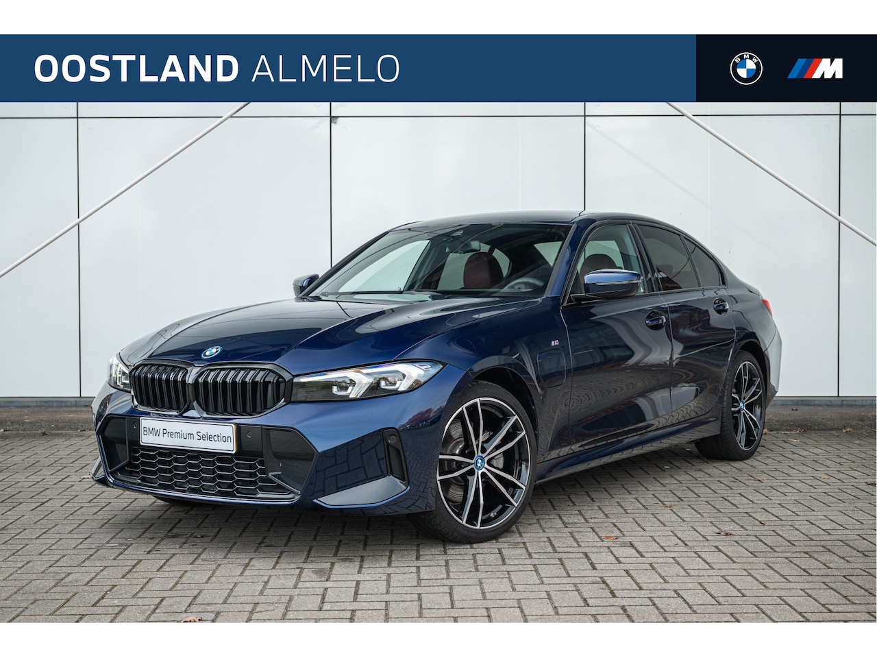 BMW 3-serie - 320e M Sport Automaat / Sportstoelen / Live Cockpit Plus / Leder / Cruise Control / Widesc - AutoWereld.nl