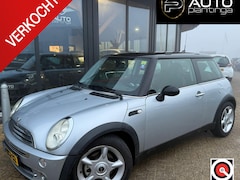 MINI Cooper - 1.6 Chili 116PK | Stoelverwarming | Parkeersensoren | Airco | APK Tot 20-09-2026 |