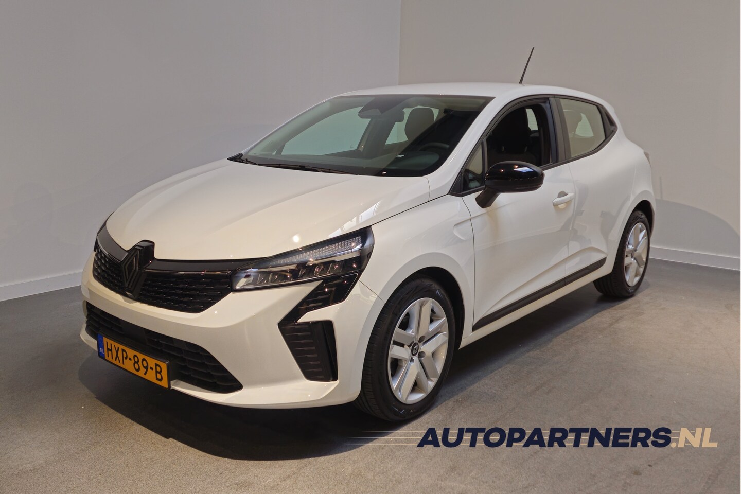 Renault Clio - 1.0 TCe 90 GPF techno - Stoel/Stuurverwarming - Apple Carplay/Android Auto (draadloos) - A - AutoWereld.nl