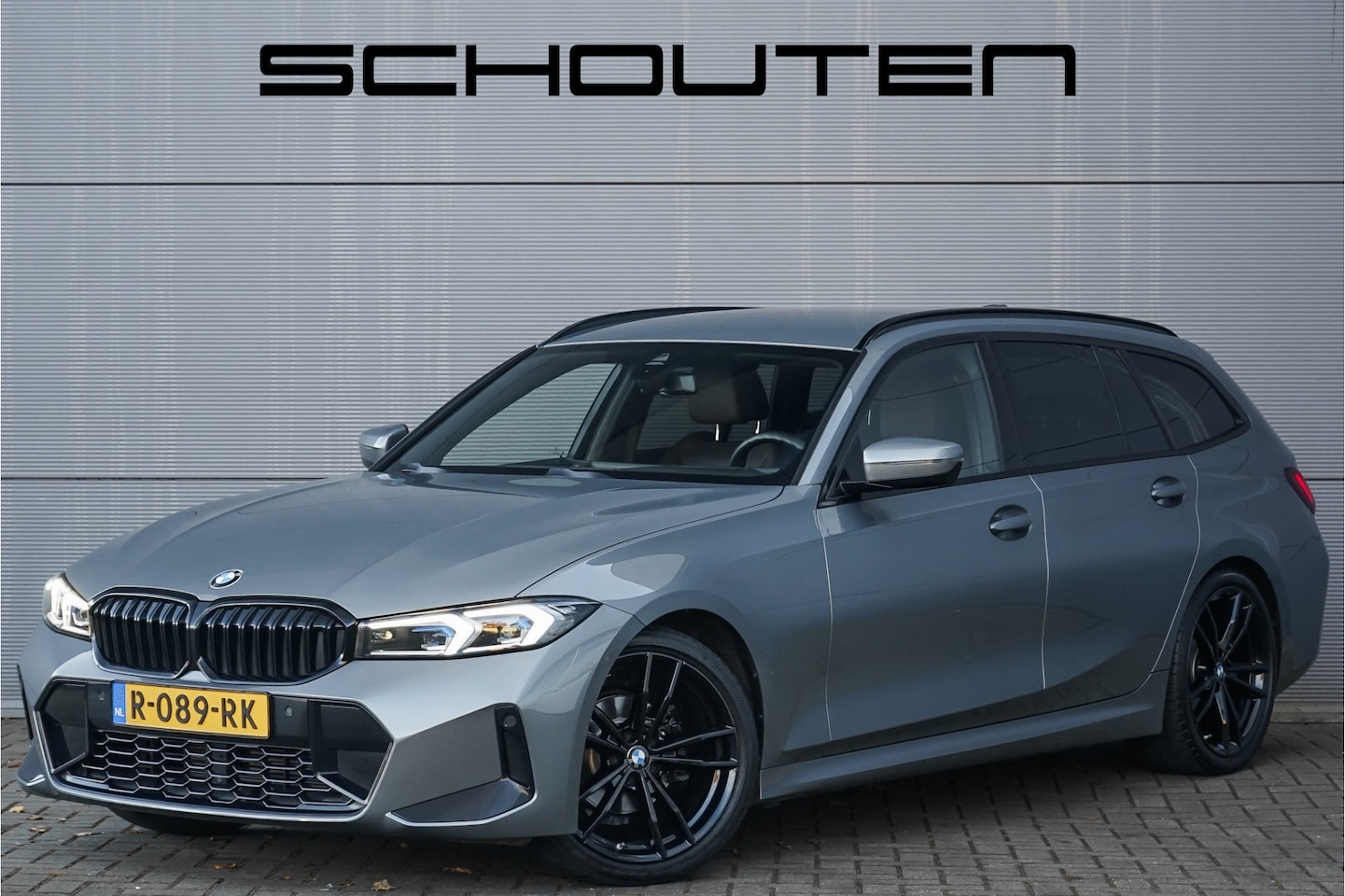 BMW 3-serie Touring - 318i 157PK M-Pakket Leder LED Trekhaak - AutoWereld.nl