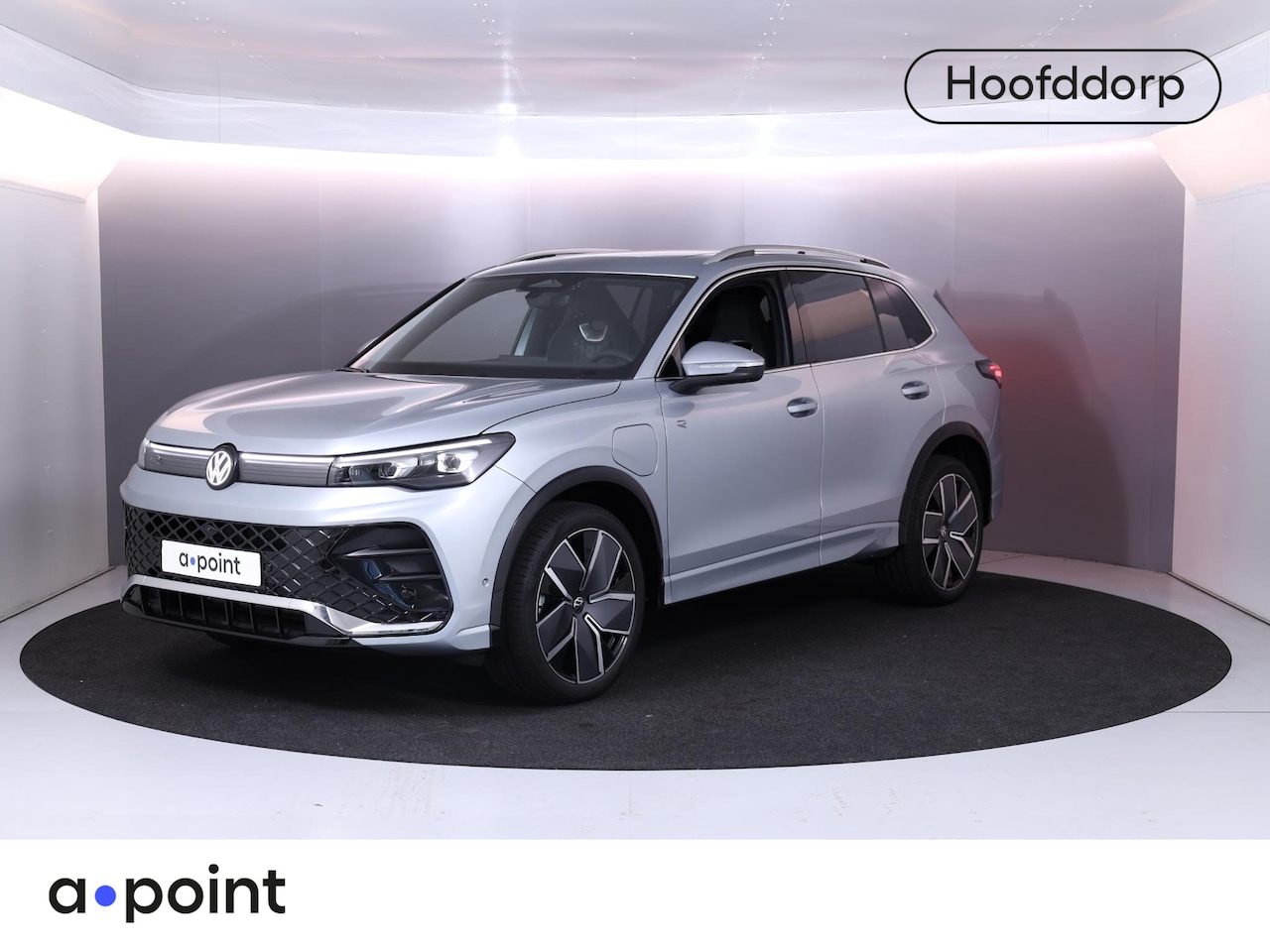 Volkswagen Tiguan - R-Line-Edition 1.5 eHybrid 200 kW / 272 pk SUV 6 v - AutoWereld.nl