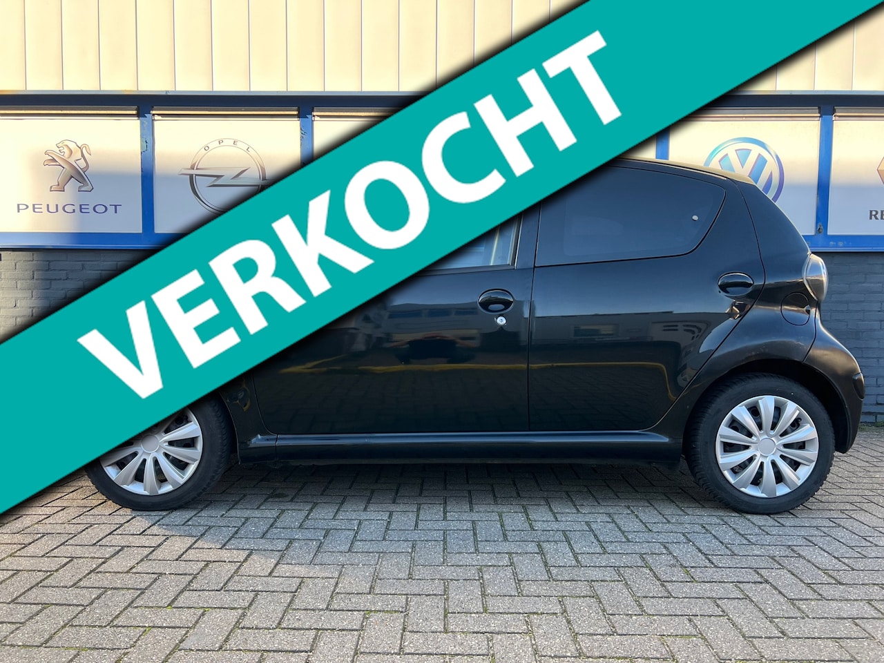 Toyota Aygo - 1.0-12V Cool 12-2011 90000km 2995eu - AutoWereld.nl