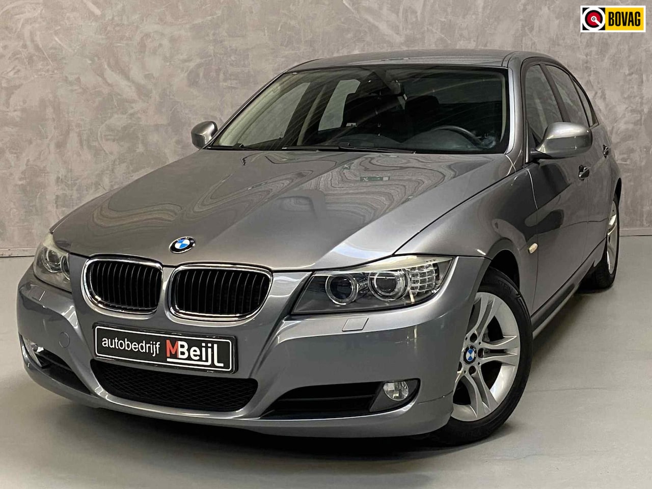 BMW 3-serie - 320i Business Line /Automaat /Xenon /Navi /Facelift - AutoWereld.nl