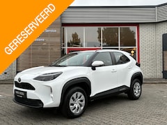 Toyota Yaris Cross - HYBRID 115 STOELVERW ALL-SEASON AD-CRUISE CLIMA CAMERA APPLE/ANDROID