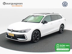 Volkswagen Passat Variant - 1.5 eHybrid 272 Pk Automaat R-Line Edition | Matrix LED | Panoramadak | Head-Up | Black St
