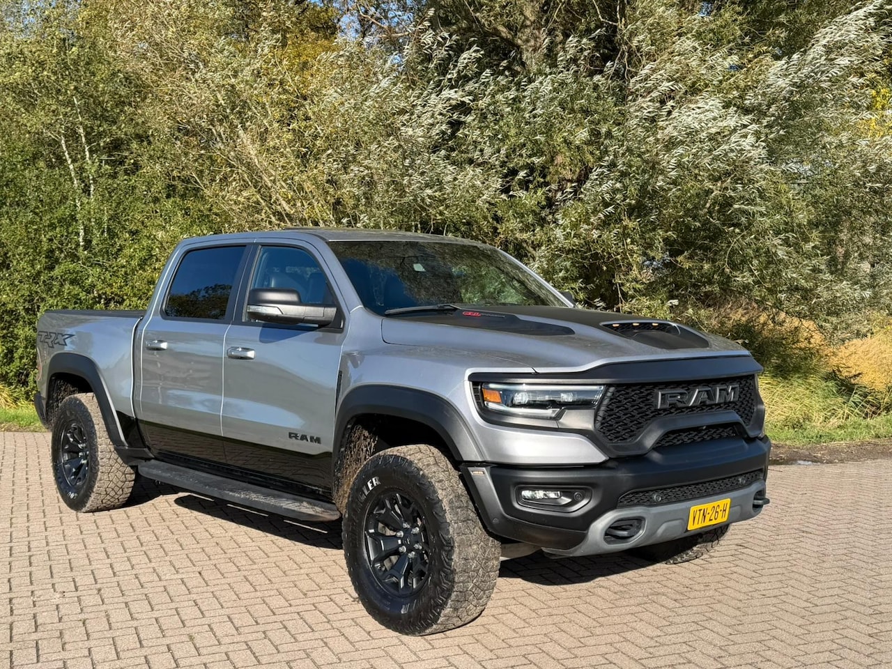 Dodge Ram - TRX 6.2L Hemi 702PK SUPERCHARGED BOMVOLL 34 DKM!!! - AutoWereld.nl