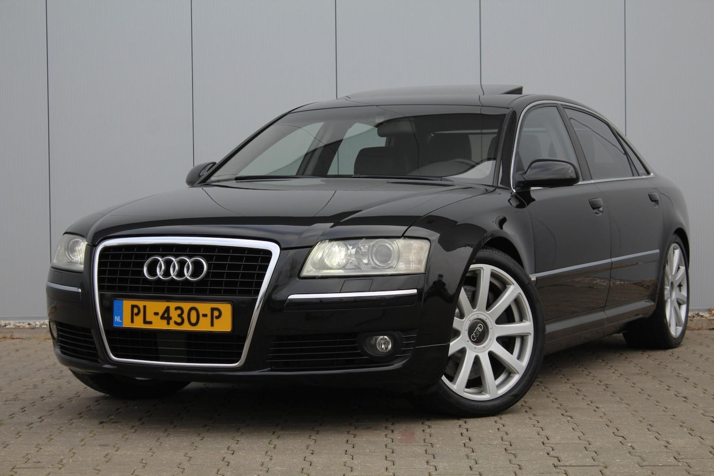 Audi A8 - 6.0 quattro Lang W12 | Youngtimer | Leder | Stoelkoeling/verwarming | Luchtvering | Alcant - AutoWereld.nl