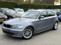 BMW 1-serie - 120i High Executive|Automaat|Klepseals vervangen|Carplay|NL Auto|NAP|Cruise control|Climat