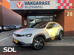 Mazda MX-30 - e-SkyActiv 145 First Edition 36 kWh // HEAD-UP DISPLAY // DODEHOEK // ELEK.STOEL+GEHEUGEN