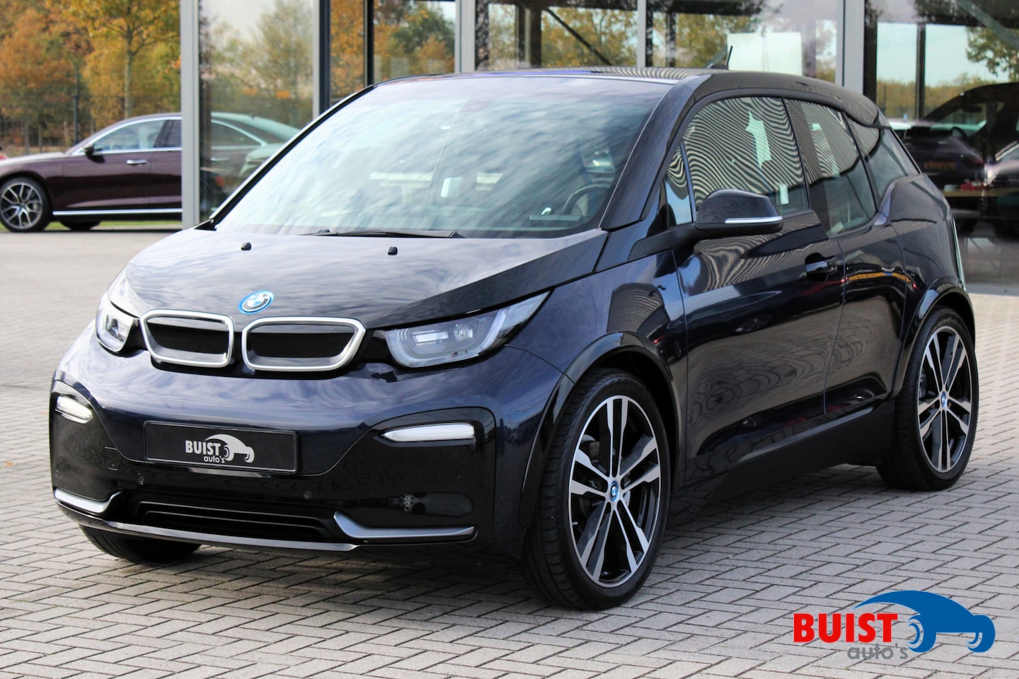 BMW i3 - S Executive Edition 120Ah 42 kWh DAB CAMERA LED - AutoWereld.nl