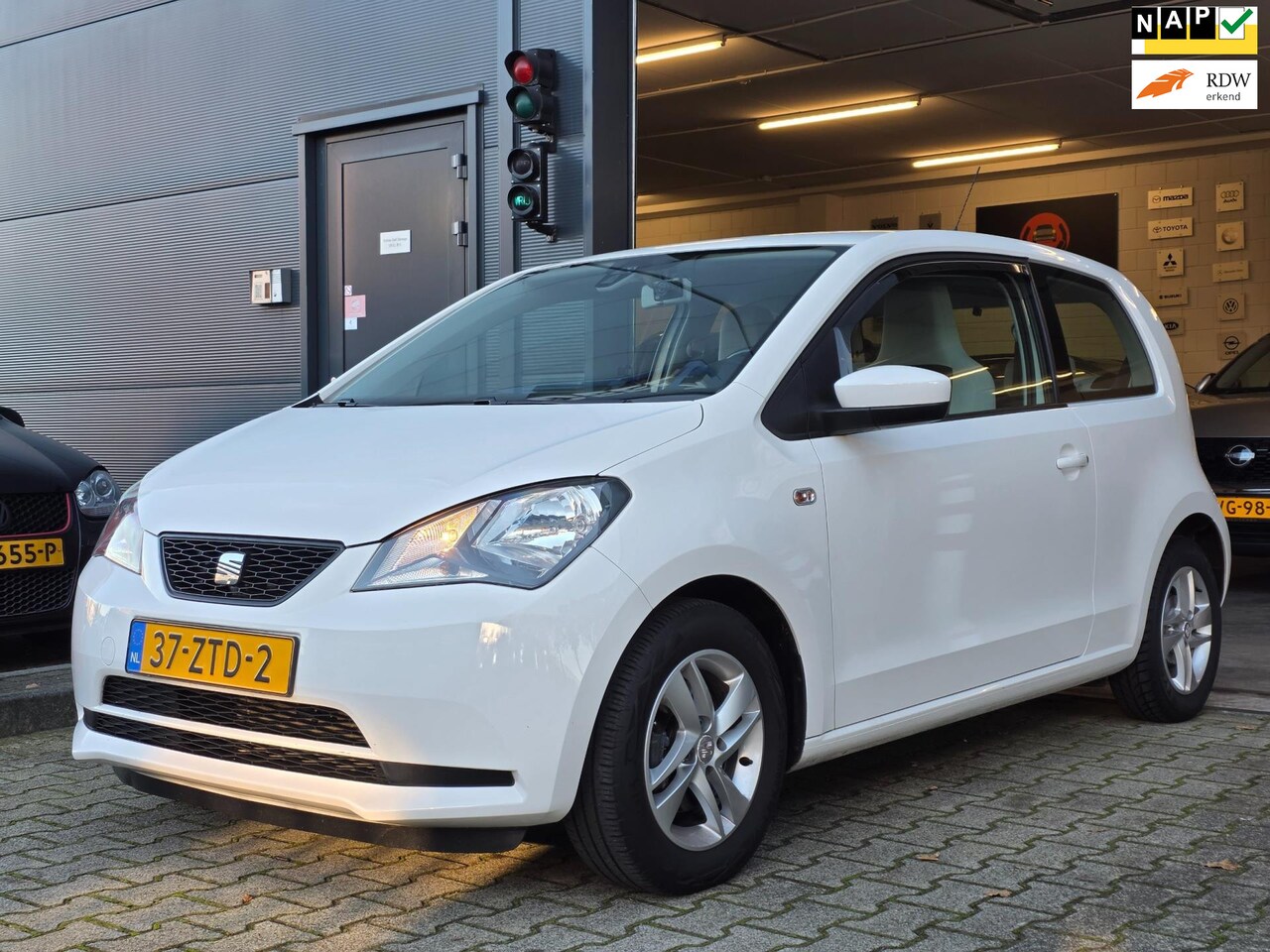 SEAT Mii - 1.0 Style Chic / CRUISE / P.SENSOREN / DASHCAM V+A / BLUETOOTH / NWE BEURT + APK / 100% RI - AutoWereld.nl