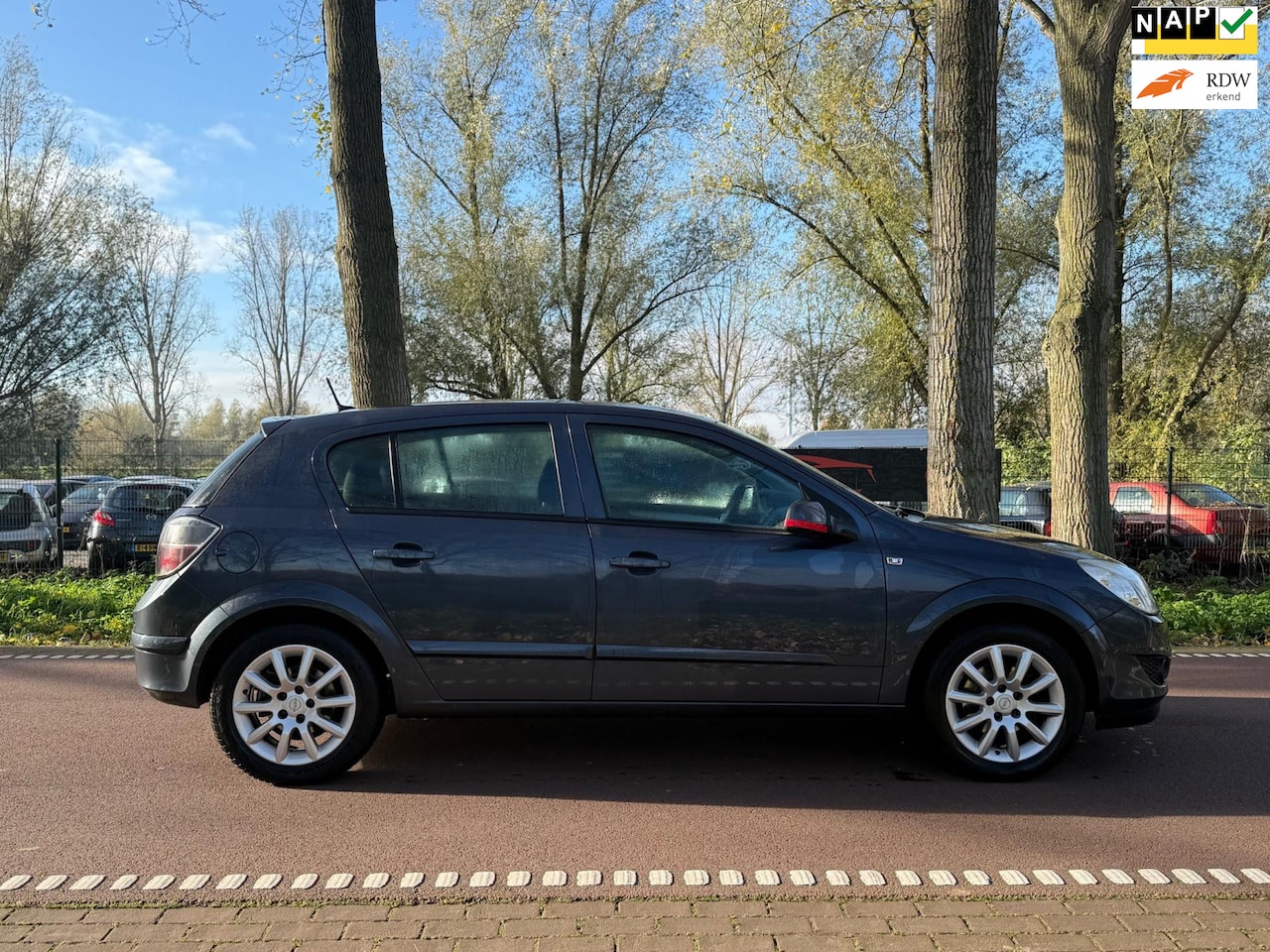 Opel Astra - 1.6 Temptation AIRCO!NAVI!APK2026!KOOPJE! - AutoWereld.nl