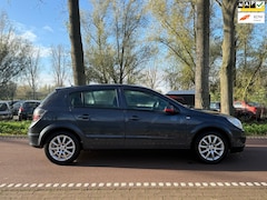 Opel Astra - 1.6 Temptation AIRCONAVIAPK2026KOOPJE