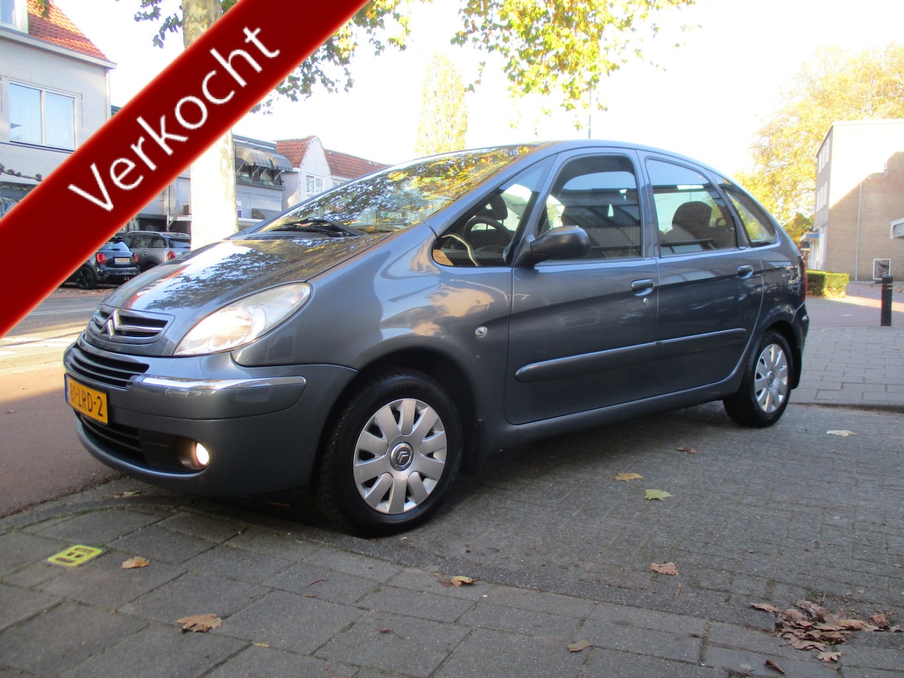 Citroën Xsara Picasso - 2.0i-16V Attraction / AUTOMAAT / AIRCO / i.z.g.st / 130dkm - AutoWereld.nl