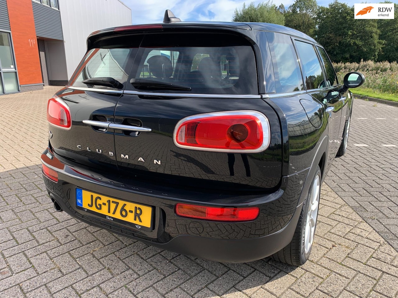MINI Clubman - Mini 1.5 One Salt Black edition Facelift NL auto - AutoWereld.nl