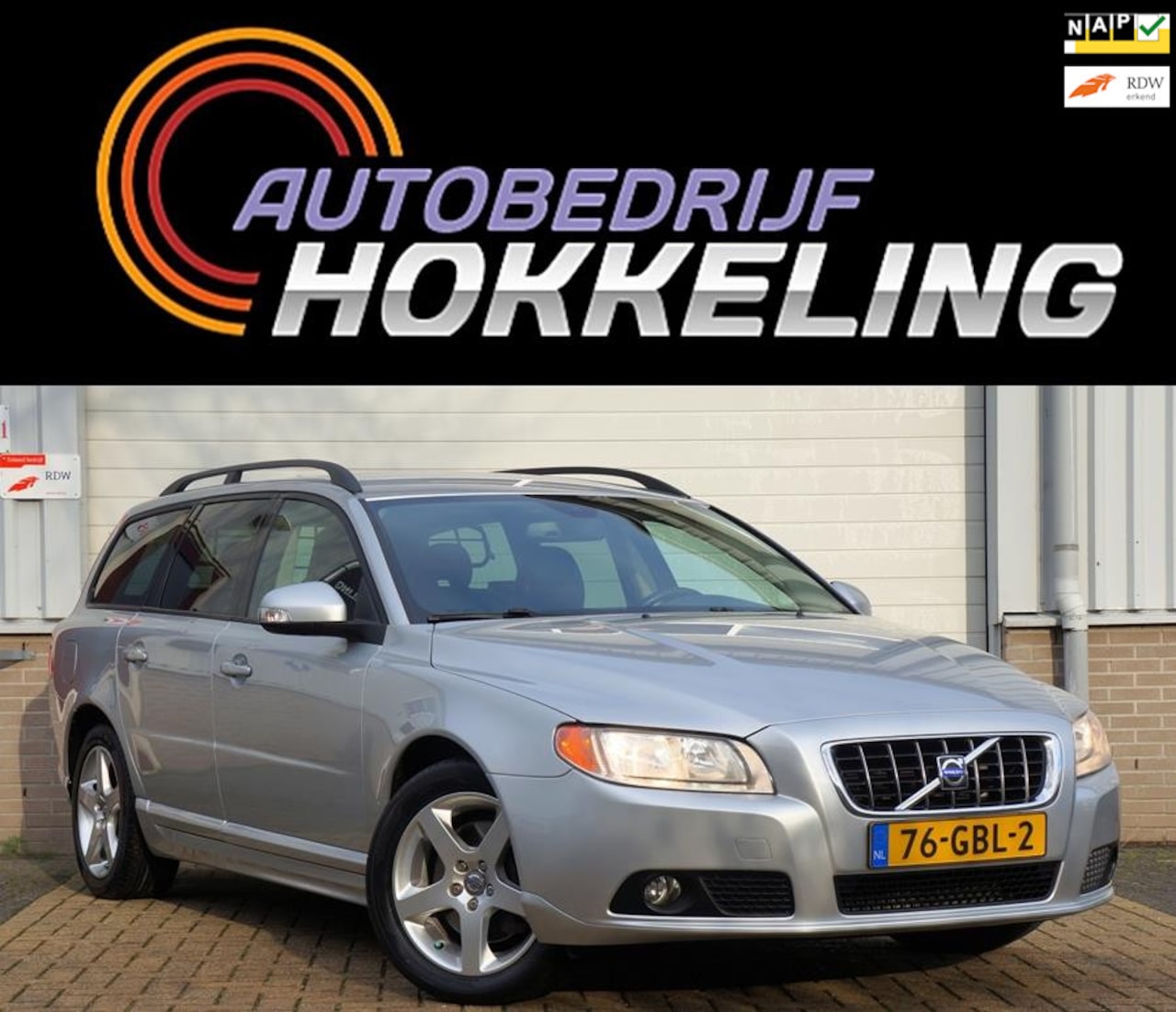 Volvo V70 - 2.5T Momentum; Automaat+Leder=ORIGINEEL NL !! - AutoWereld.nl