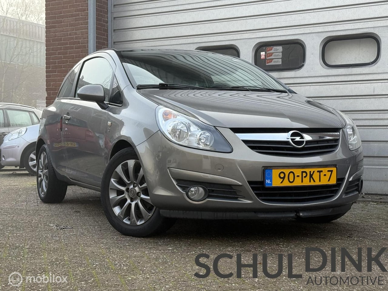 Opel Corsa - 1.2-16V Cosmo AIRCO|CRUISE CONTROLE|ELEKTRISCHE RAMEN - AutoWereld.nl