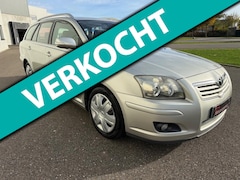 Toyota Avensis Wagon - 1.8 VVTi Luna Business