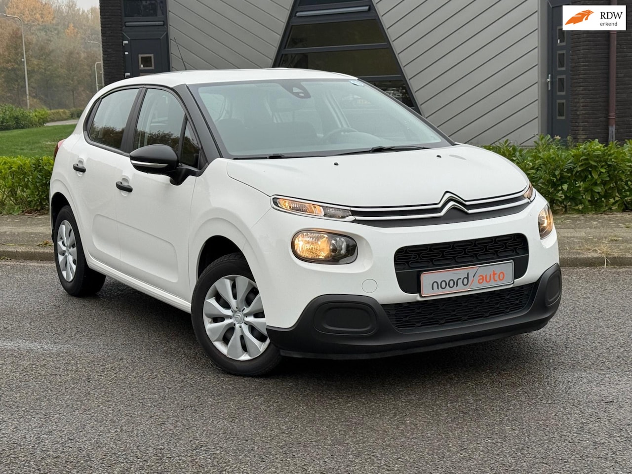 Citroën C3 - 1.2 PureTech S&S Feel | Airco | Cruise | Radio | - AutoWereld.nl