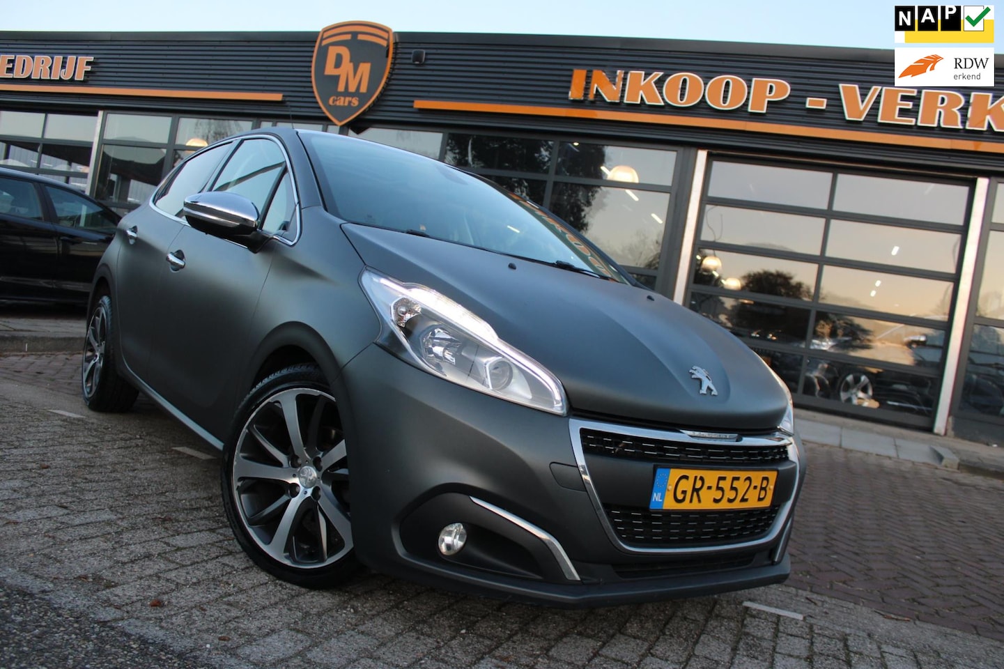 Peugeot 208 - 1.2 GT-Line | Uniek | Pano | Skylounge | - AutoWereld.nl