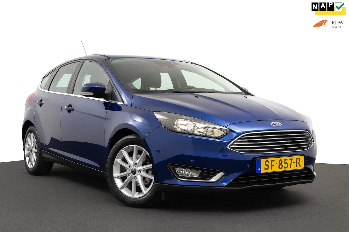 Ford Focus Wagon - 1.5 Titanium 1.5 Titanium - AutoWereld.nl
