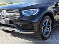 Mercedes-Benz GLC-klasse Coupé - 300e 4MATIC Business Solution AMG SCHUIFDAK CARPLAY LEER KEYLESS 360 CAMERA