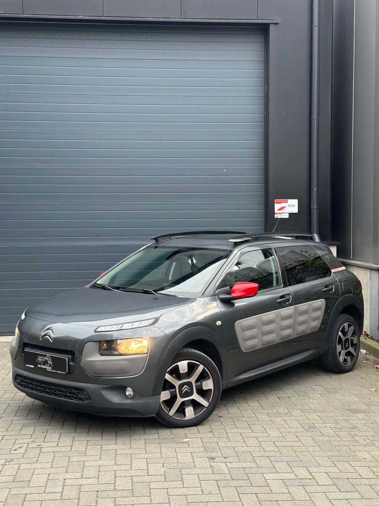 Citroën C4 Cactus - 1.2 PureTech Business Plus 1.2 PureTech Business Plus - AutoWereld.nl