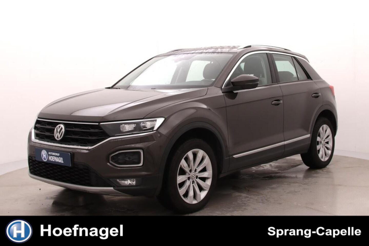 Volkswagen T-Roc - 1.5 TSI Sport | Trekhaak | Adaptive cruise | Camera | Stoel-/Stuurverw. | CarPlay - AutoWereld.nl