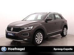 Volkswagen T-Roc - 1.5 TSI Sport | Trekhaak | Adaptive cruise | Camera | Stoel-/Stuurverw. | CarPlay