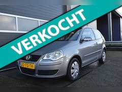 Volkswagen Polo - 1.4-16V Optive