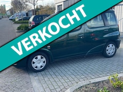 Toyota Yaris Verso - 1.3 VVT-i Sol-NAP-Airco-Trekhaak