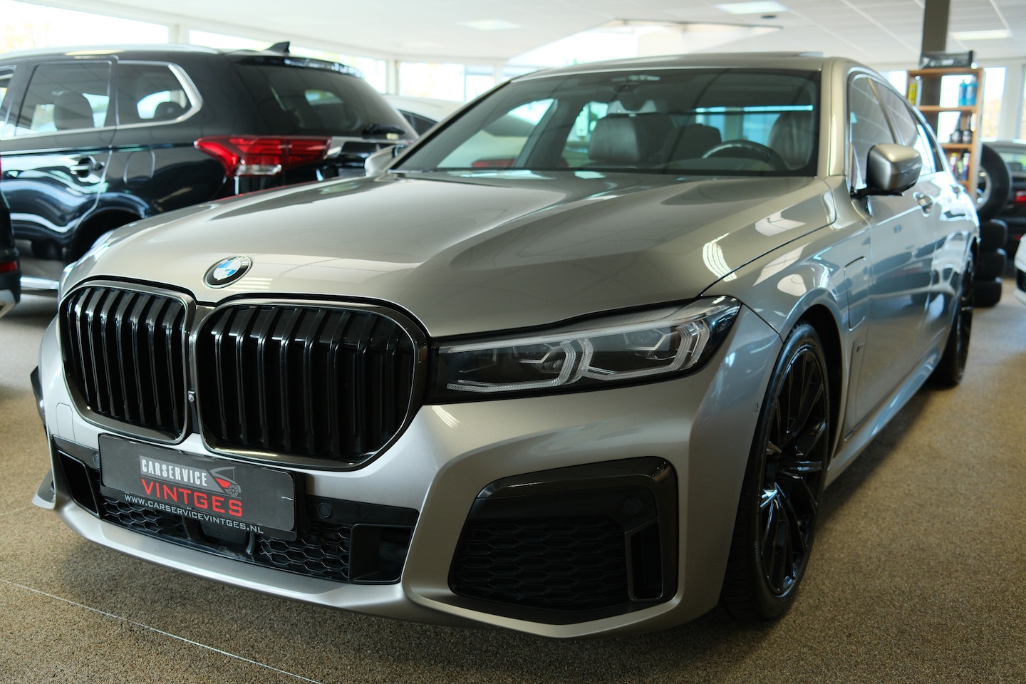 BMW 7-serie - 745e High Executive M-sport, 20"inch, 2eig, Zeer compleet! - AutoWereld.nl