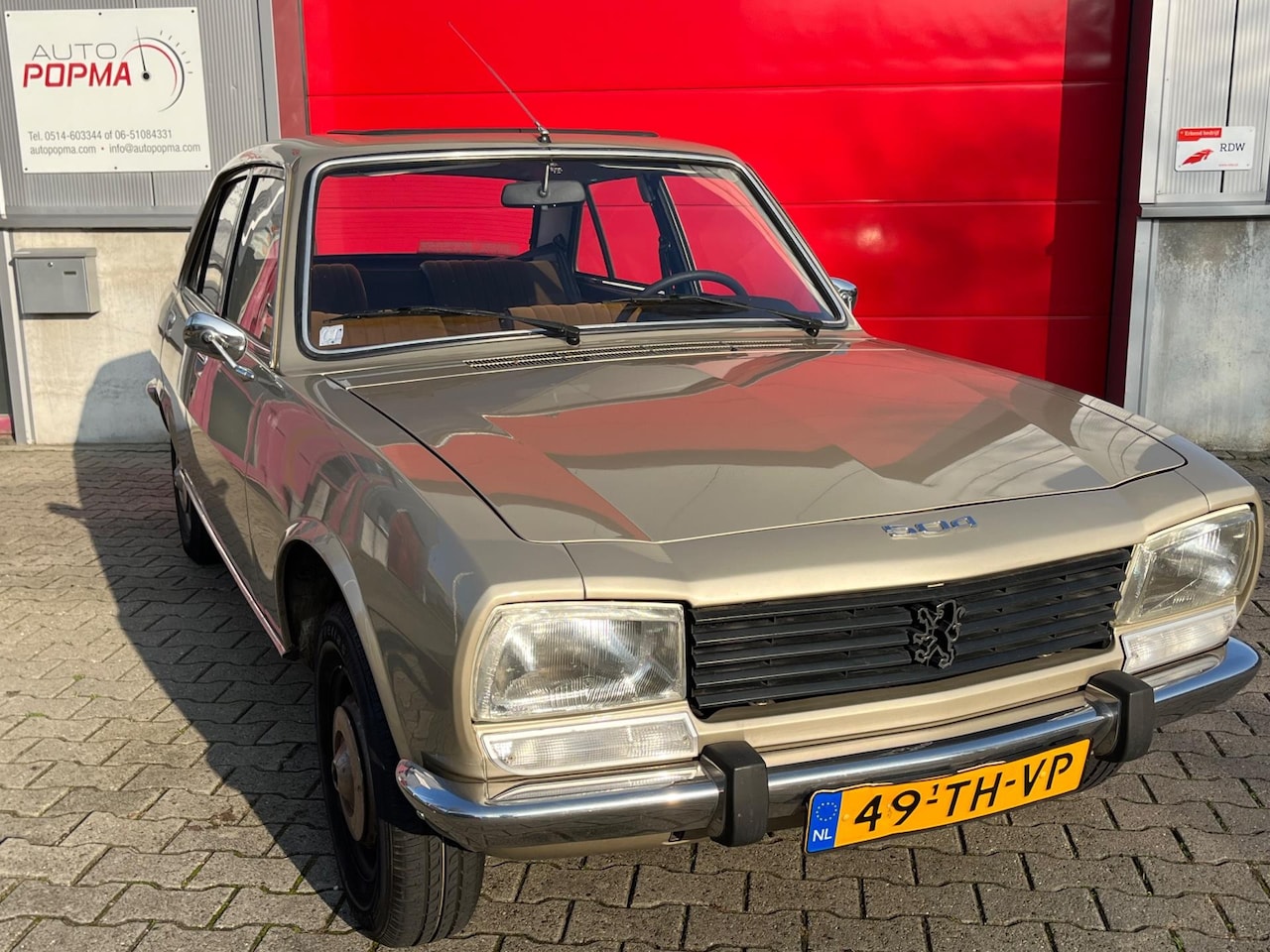Peugeot 504 - 1.8 "L" OP LPG / BELASTING VRIJ RIJDEN / Oldtimer verzekering / Trekhaak / Goed rijdende k - AutoWereld.nl