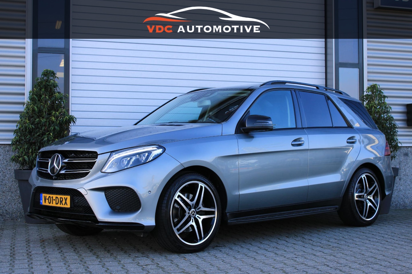 Mercedes-Benz GLE-Klasse - 350d 4M AMG Grijs Kenteken Pano | Trekhaak | Luchtvering | HarmanKardon | Standkachel | Le - AutoWereld.nl