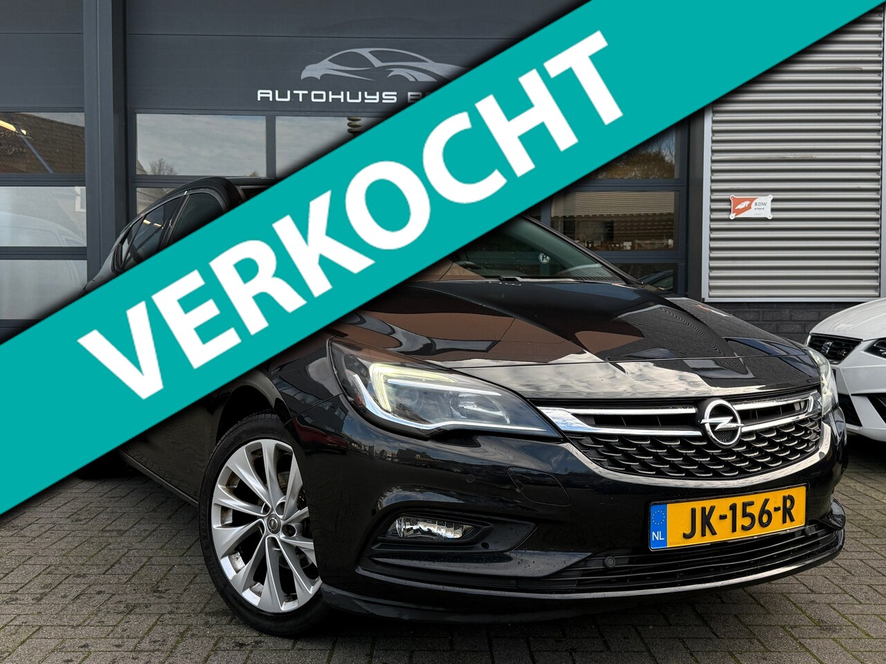 Opel Astra - 1.0 Innovation Carplay Camera Keyless Lane Assist Navi - AutoWereld.nl