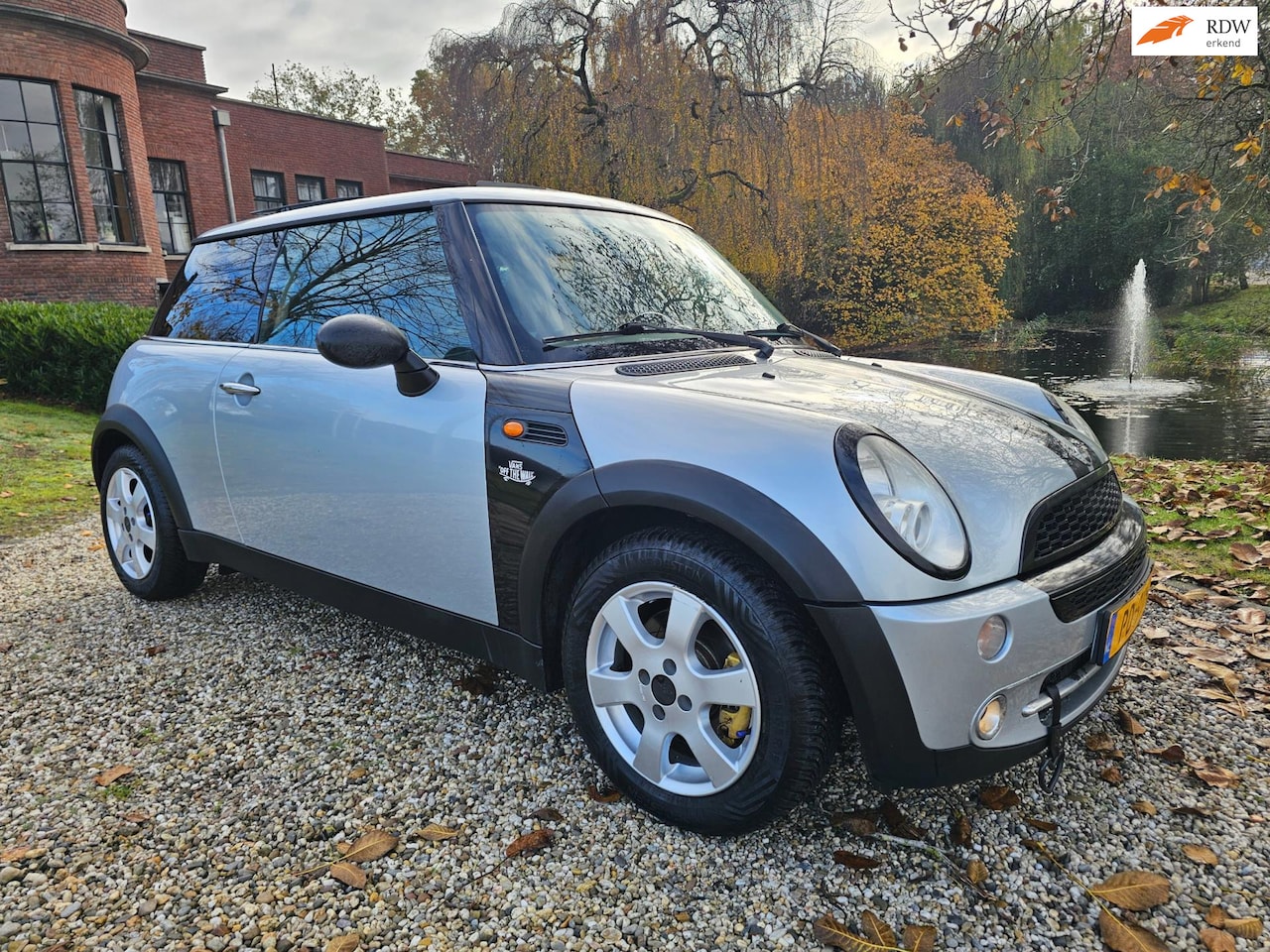 MINI One - Mini 1.6 Pepper PANORAMA/airco - AutoWereld.nl