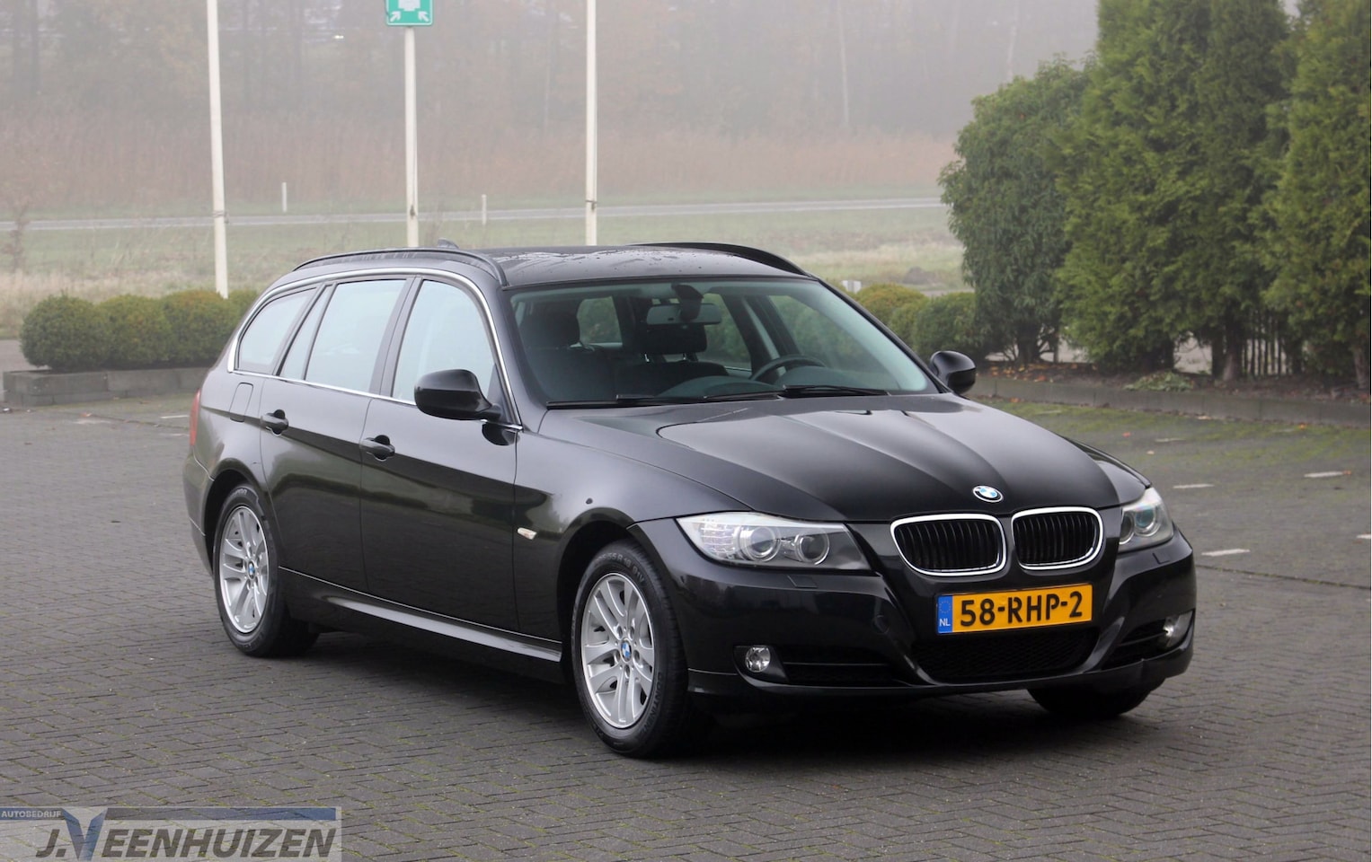 BMW 3-serie Touring - 318i Business Line | 2011 | Xenon | Navi | - AutoWereld.nl
