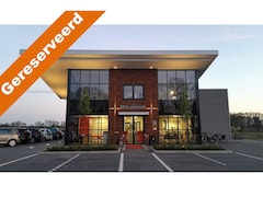 Volkswagen Caddy - 1.2 TSI L1H1 BMT Comfortline Navigatie, Trekhaak, Cruise-control BTW en BPM vrij