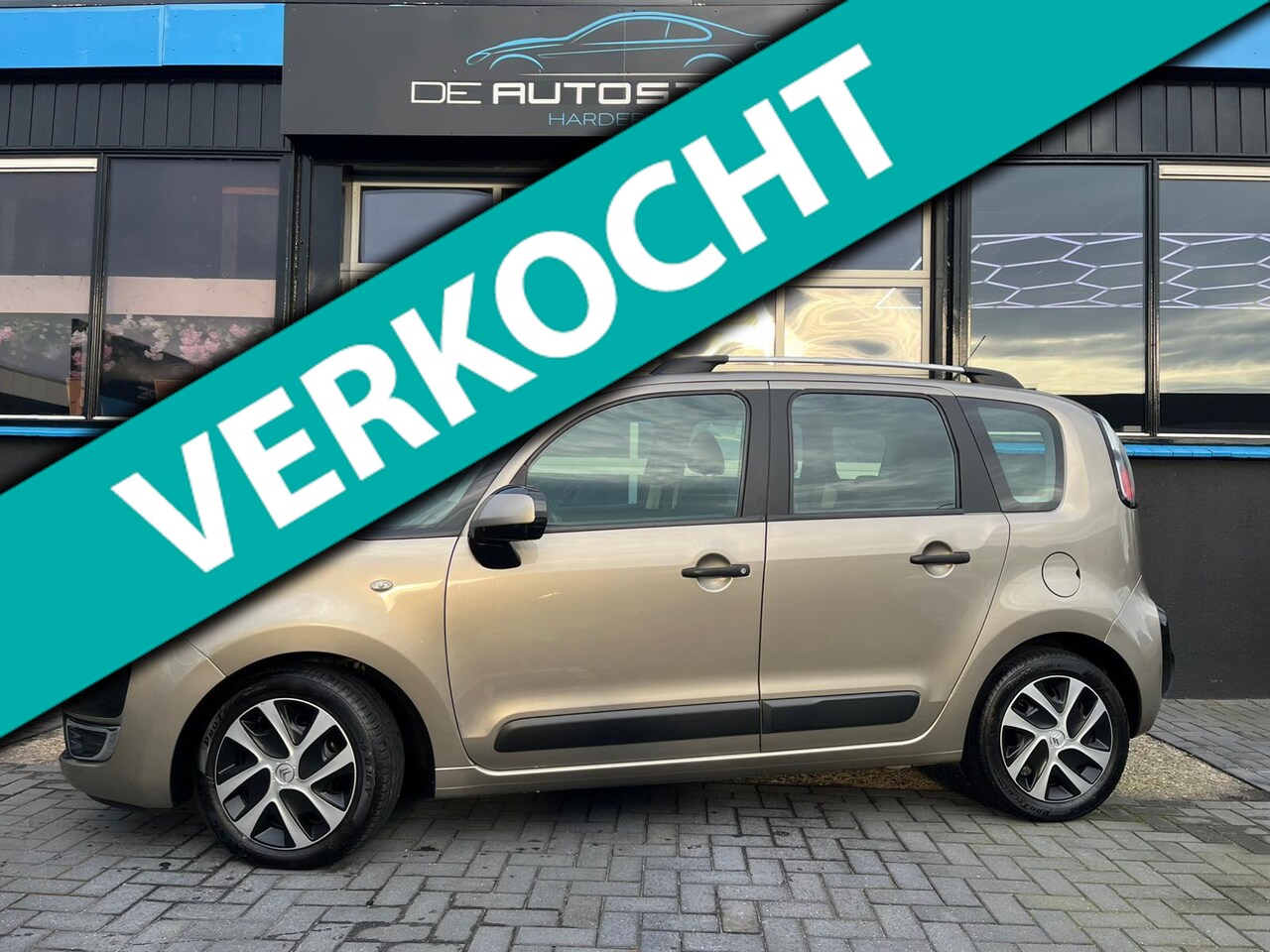 Citroën C3 Picasso - 1.4 VTi Aura Airco Navi Cruise Bluetooth trekhaak in Perfecte Staat!!! - AutoWereld.nl