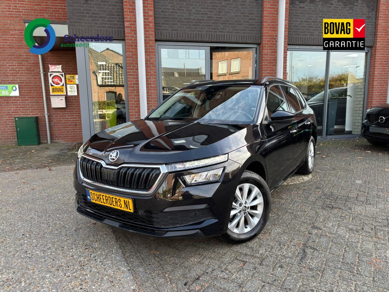 Skoda Kamiq - 1.0 TSI Ambition 1.0 TSI Ambition,Carplay,pdc v+a,1 jaar garantie - AutoWereld.nl
