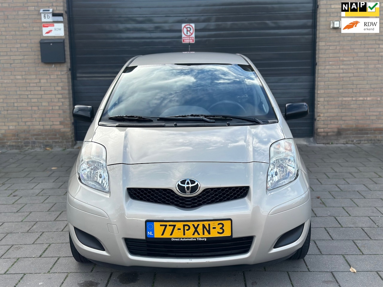 Toyota Yaris - 1.0 VVTi Acces Apk Airco Elektrisch pakket Trekhaak - AutoWereld.nl